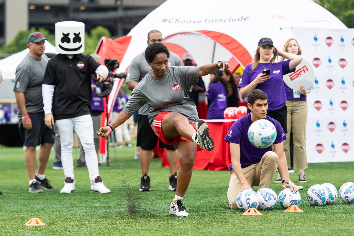2026USAGames's tweet photo. The @2026USAGames is coming to Minnesota and you have the unique opportunity to support the athletes by designing your own personalized journey, tailored to your passions and interests by joining Club26 ➡️ https://t.co/wzS8R0ikdq
#2026USAGames #CallingAllChampions #Club26 https://t.co/W6P8ZPYjNj
