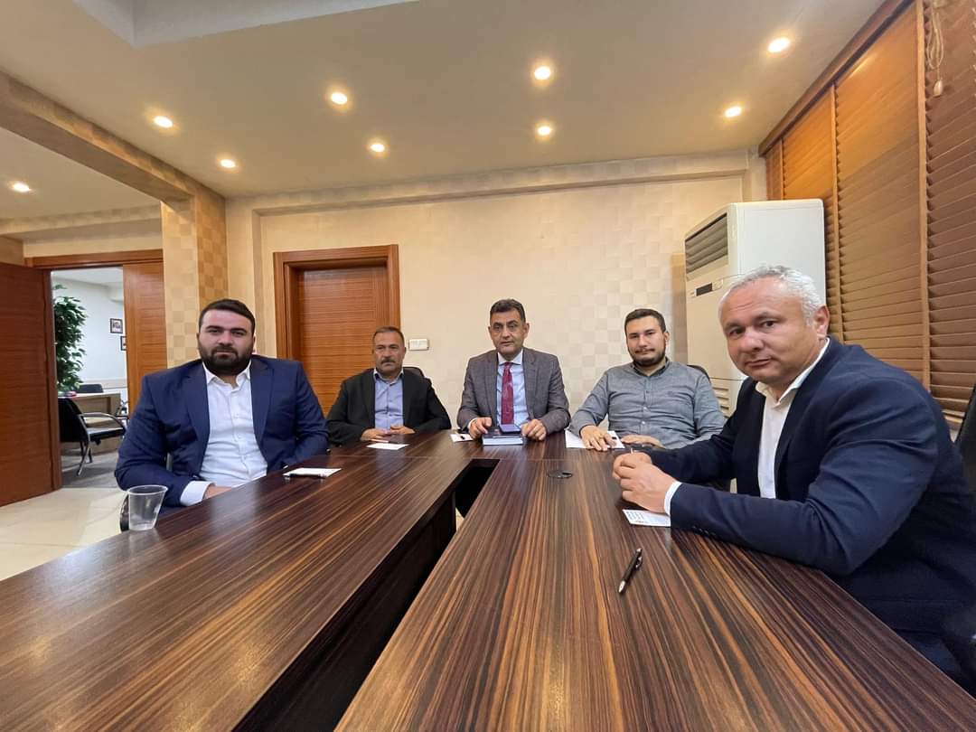 İl Koordinatör Vekilimiz, Antalya Milletvekilimiz Sn. Av. İbrahim Ethem Taş riyasetinde İlçe Başkanlarımız ile bir araya gelerek zoom toplantısı icra ettik.

Delege Seçimleri öncesinde İstişare ve değerlendirme toplantısı gerçekleştirdik.
#akparti
#AKPartiKırıkkale