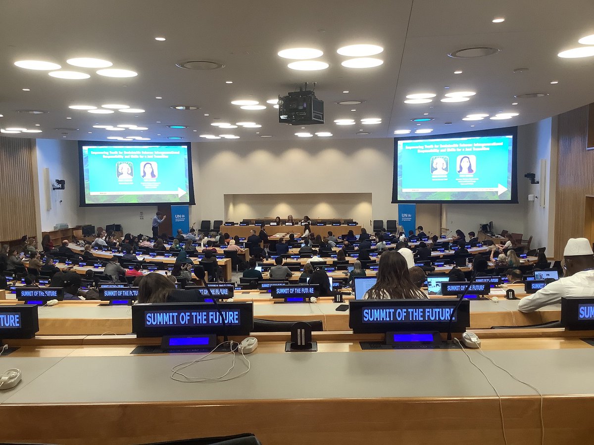Viola Andre (@andreviola11) on Twitter photo Après les collectivités territoriales jeudi, les jeunes prennent la parole ce vendredi au sein des Nations Unies pour donner leur vision ! #SummitOfTheFuture <a href="/uclg_org/">United Cities</a> <a href="/CitesUniesFR/">Cités Unies France</a> Après les collectivités territoriales jeudi, les jeunes prennent la parole ce vendredi au sein des Nations Unies pour donner leur vision ! #SummitOfTheFuture <a href="/uclg_org/">United Cities</a> <a href="/CitesUniesFR/">Cités Unies France</a>