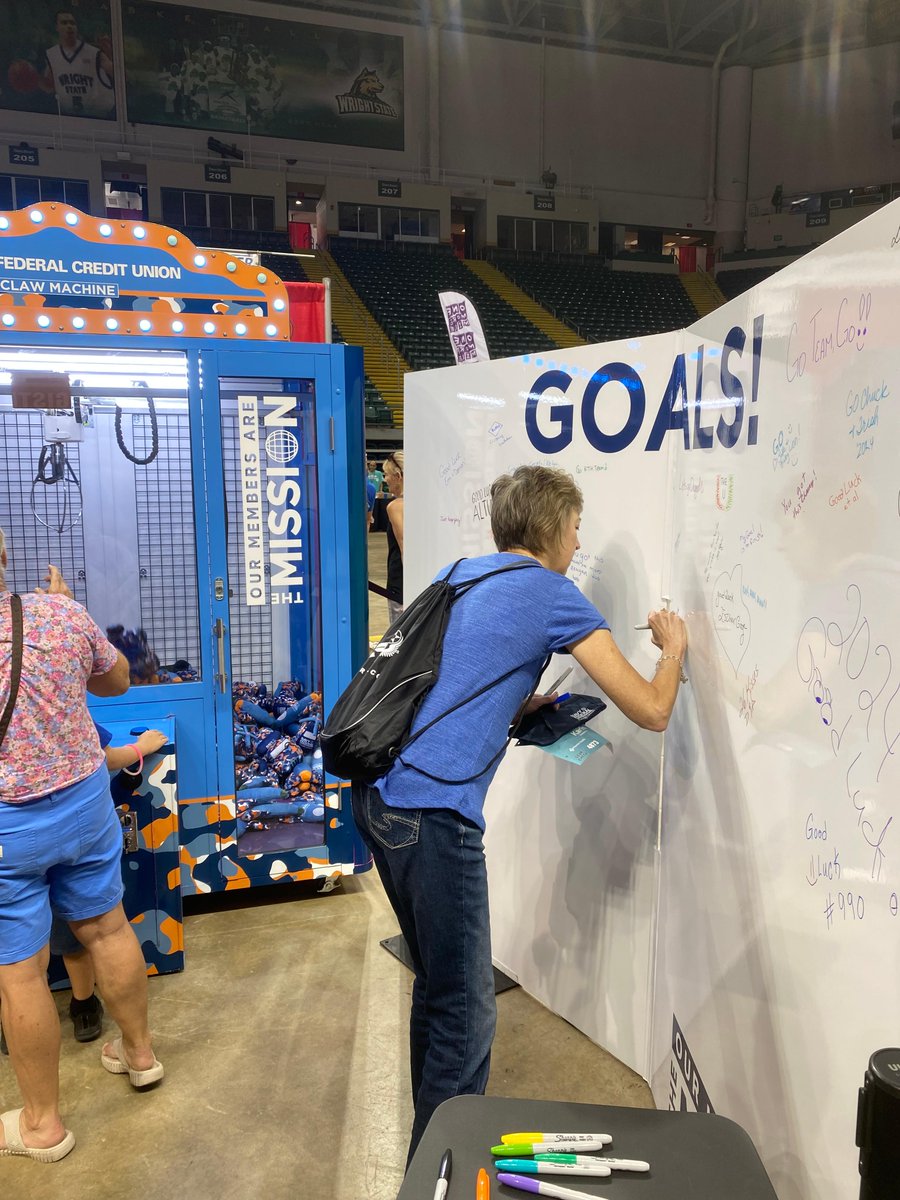 NavyFederal's tweet photo. We're set up and ready in Dayton, Ohio to meet the runners in the @AFMarathon this weekend! We’re thrilled to be cheering you on as a proud sponsor. #FlyAFM #RunWithNavyFed https://t.co/2NU1BmQHSr