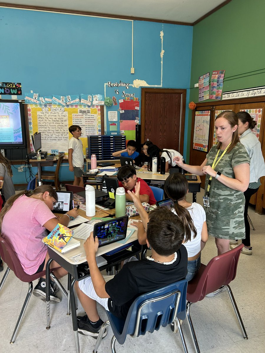 Mrs. Scorcia tweet media