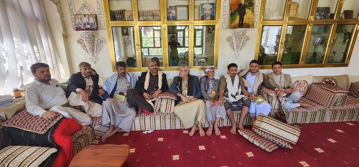 برفقة الوالد الشيخ حسين علي حازب والوسيط المحلي ابو امير المصعبي والاخ عمر محمد الضيعة والاخ علي الشوينع والاخ سعيدعبدالله الرشيدي حفظهم الله جميعا
الجمعه ٢٠ سبتمبر ٢٠٢٤م
#الراية_البيضاء
#افتحو_الطريق