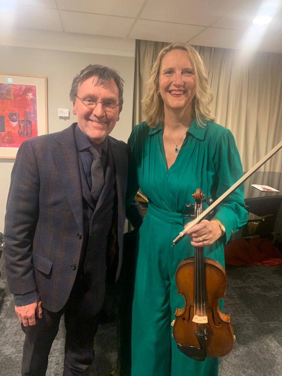 Paul Herriott (@paullyricfm) on Twitter photo So happy to congratulate Elaine Clark for her wonderful performance of Philip Glass’ Violin Concerto No. 1 with the <a href="/NSOrchestraIRL/">National Symphony Orchestra Ireland</a> live on #RTElyricLive <a href="/RTElyricfm/">RTÉ lyric fm</a> from the <a href="/NCH_Music/">National Concert Hall</a> #CultureNight2024 So happy to congratulate Elaine Clark for her wonderful performance of Philip Glass’ Violin Concerto No. 1 with the <a href="/NSOrchestraIRL/">National Symphony Orchestra Ireland</a> live on #RTElyricLive <a href="/RTElyricfm/">RTÉ lyric fm</a> from the <a href="/NCH_Music/">National Concert Hall</a> #CultureNight2024