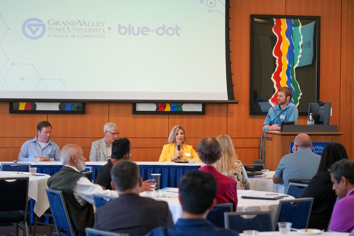 gvsucomputing's tweet image. Tech Week: Grand Rapids has been an amazing week! From hearing from experts and CEOs, to showcasing some of the amazing stuff the College of Computing is doing, we thank everyone who stopped by! #TechWeekGR

Read an overview of the week here: bit.ly/4e9xFkx