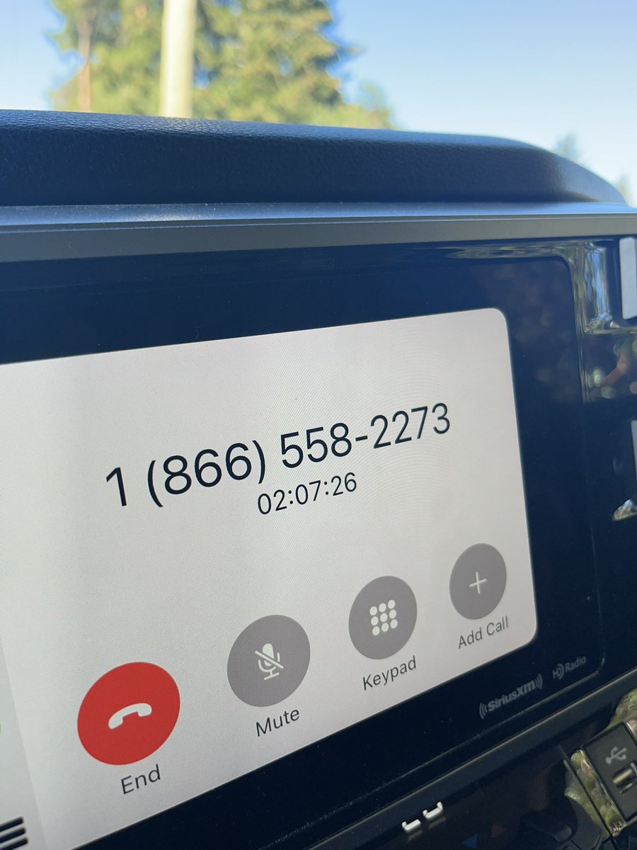 Code4Kevin's tweet photo. Well @telusmobility so far this has been great. Over 2 hours on the phone. And I have to sit in my car because if I go home my call will drop like usual. 

All for $180 charge on my bill that shouldn’t be there. 

Pretty lousy service all around. https://t.co/87pvuG0v1v