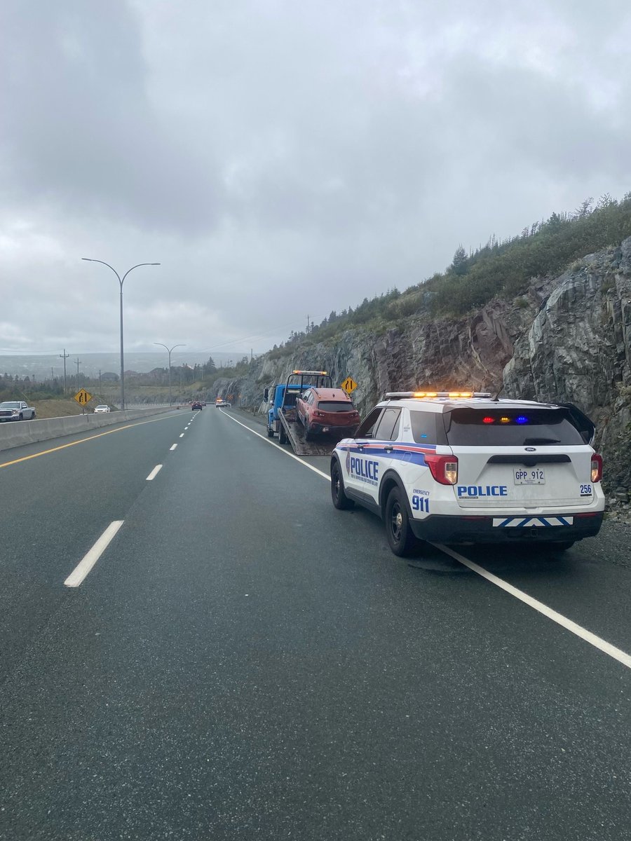 RNC_PoliceNL's tweet image. Operational Patrol Services and RNC Traffic Services officers issued 32 summary offence tickets, 31 of which were for speeding, during a two hour traffic initiative on the Team Gushue Highway today. 

Please report unsafe driving by calling 911.

#nltraffic