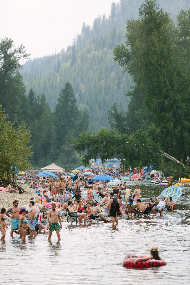shambhala_mf's tweet photo. Mentally, we’re here 🏖️

This chilly weather has us dreaming of days on the Salmo River 🥲

📸 Jonah Raw, Courtney Craig, Sasha Solar System, Oisin McHugh, One Vision Media https://t.co/E7io2pIpPN