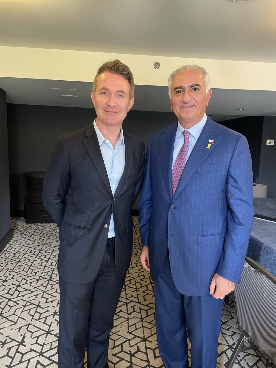 DouglasKMurray's tweet image. A pleasure to meet His Royal Highness Reza Pahlavi today in Washington, DC. Here’s to the day when the Revolutionary Islamic Government in Tehran is gone. ⁦@PahlaviReza⁩