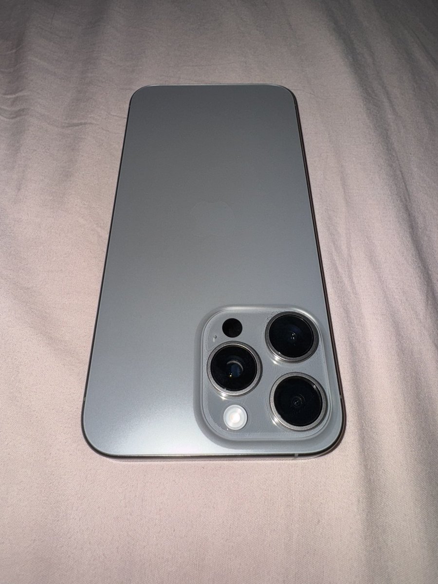 Russats's tweet image. iPhone 15 Pro Max 256GB
Unlocked
£750 posted. 
Always been in a case, always had a screen protector. 
Warranty until February with Apple