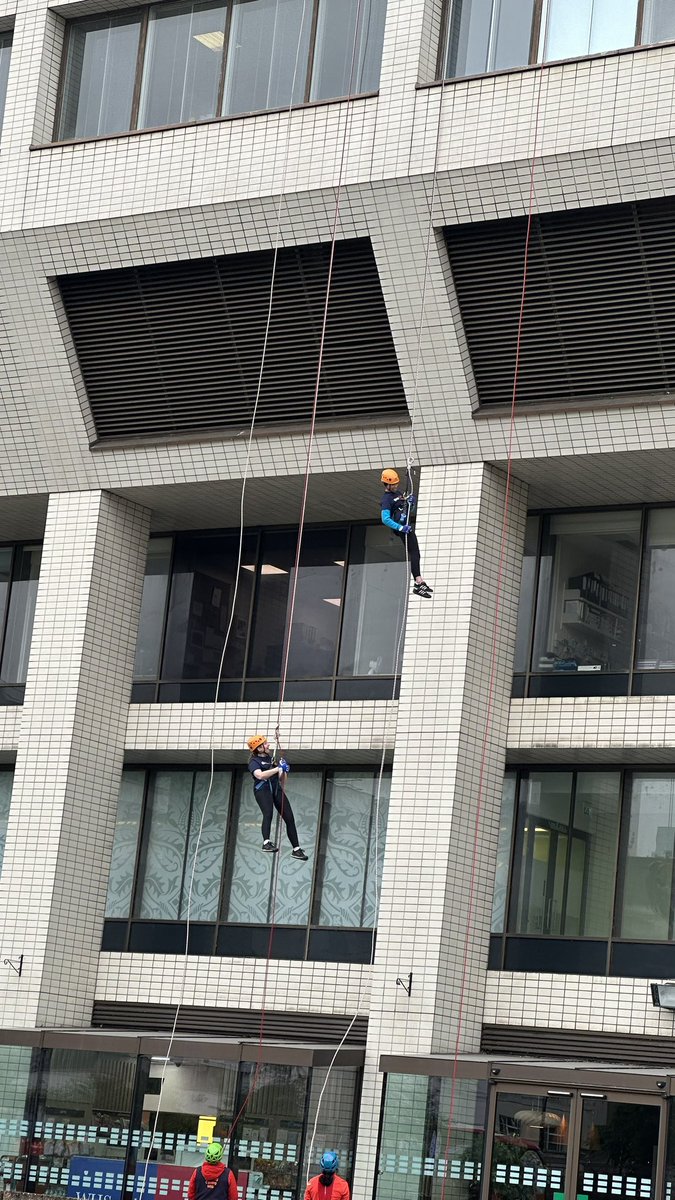Gráinne d'Ancona (@grainnedan) on Twitter photo I had such a blast abseiling down the side of St Thomas’ Hospital today! Thank you to the patients who waved back, my sponsors and <a href="/GSTTCharity/">Guy’s & St Thomas’ Charity</a> for making is so much fun! I had such a blast abseiling down the side of St Thomas’ Hospital today! Thank you to the patients who waved back, my sponsors and <a href="/GSTTCharity/">Guy’s & St Thomas’ Charity</a> for making is so much fun!