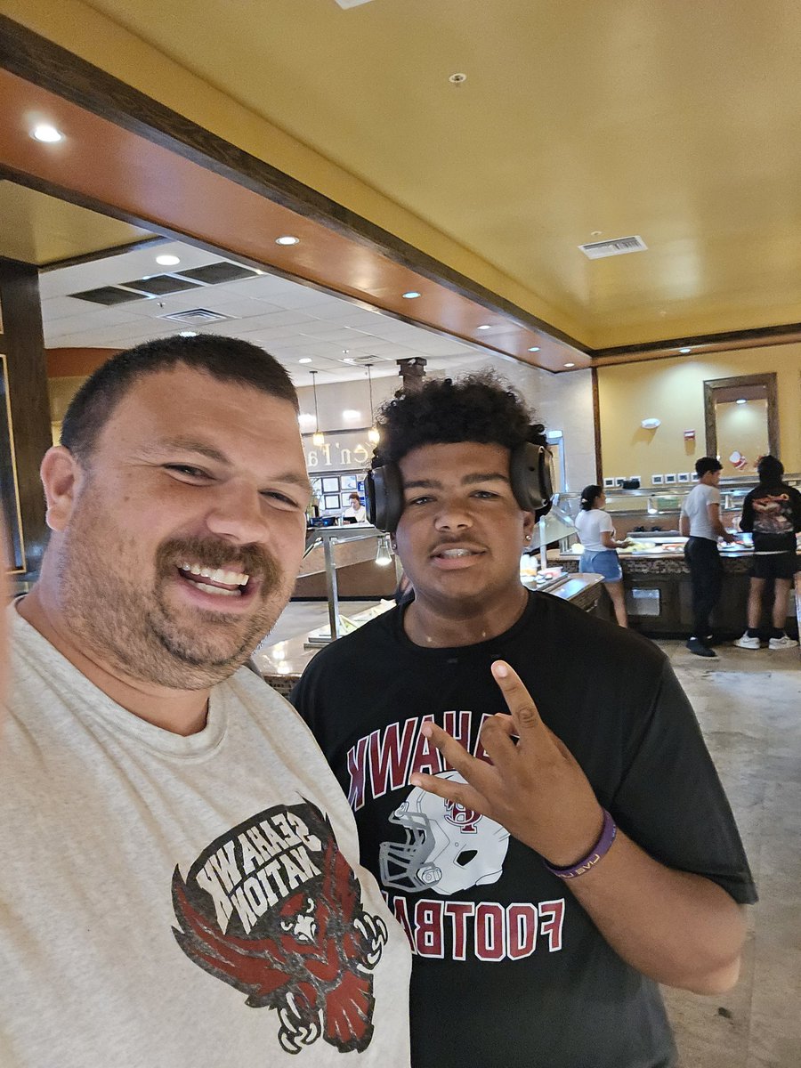 Coach___Cooper's tweet photo. Chow Time Buffet before the game tonight. Might be my biggest mistake of the season but I'll push through.

Follow my Big DT 2026 @bennettmcnair78. Highlight dropping soon 🏈🔴 https://t.co/RpKu6zftRG