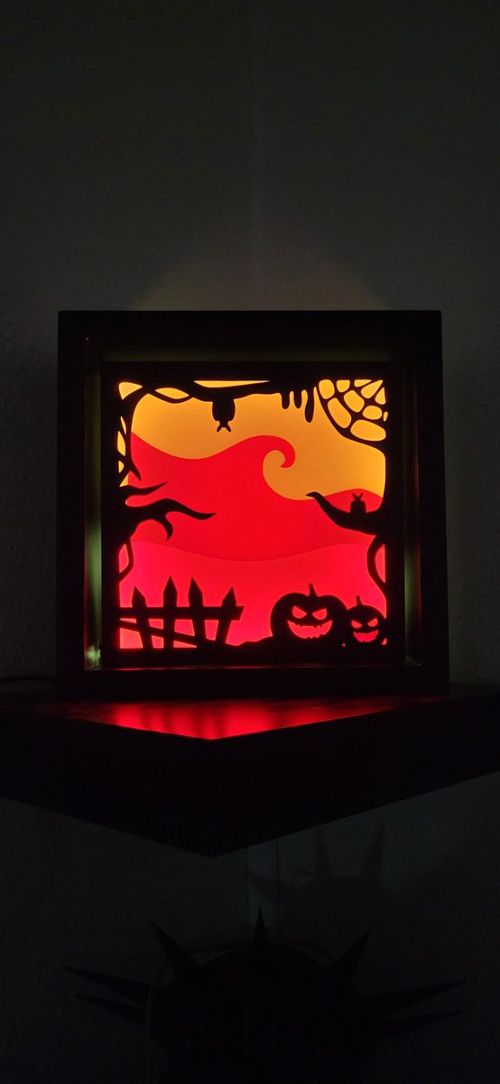 Halloween lightbox by <a href="/Shurdle3D/">Shurdle3D</a>  , easy print on the <a href="/BambulabGlobal/">Bambu Lab</a> p1s 🤌🤌🤌🤌