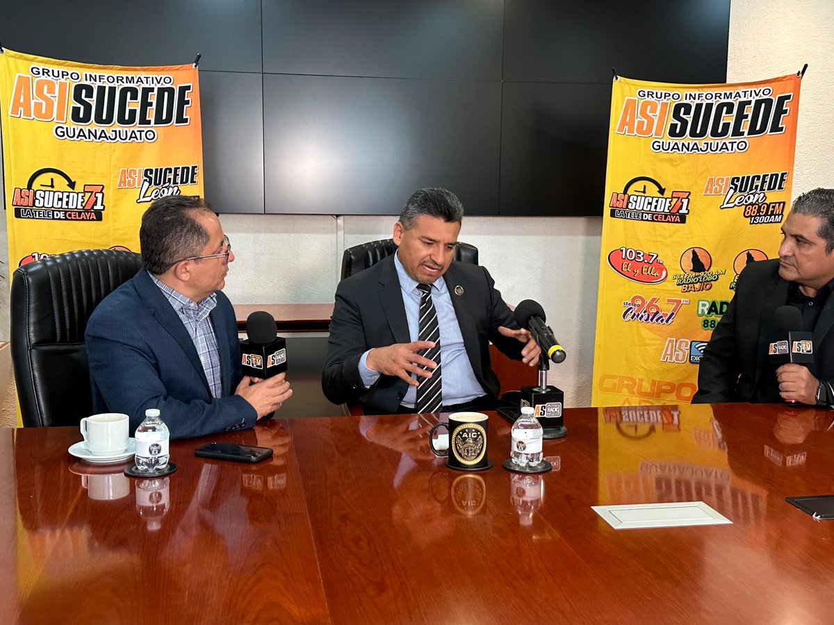 "En el caso de #LorenzaCano, un juez revocó una decisión y se detuvo a uno de los principales responsables de su desaparición y asesinato. El grupo de trabajo sigue buscándola".

🎙️<a href="/carloszamarr/">Carlos Zamarripa Aguirre</a> en entrevista con <a href="/joseasisucede/">José Meza Tapia</a> y @padillita en la <a href="/FGEGUANAJUATO/">Fiscalía General del Estado de Guanajuato</a> 🎙️