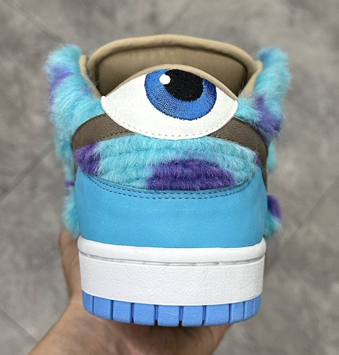Monsters Inc. “Sully” Nike SB Dunk Low Customs🚪