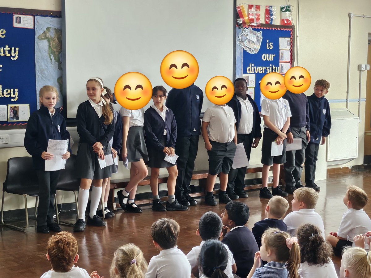AveleySchool's tweet photo. Another busy week. Yesterday we had speeches from year 6 children who want to be our Head Boy and Head Girl. Today, as part of our Democracy Day, the rest of the children had the difficult decision of who to vote for. School councillors were also selected today! @TrustCatalyst https://t.co/9nczyvKumE