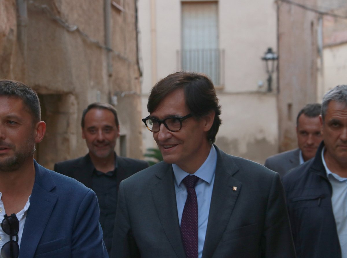 3CatInfo's tweet photo. Illa anuncia 70,8 milions en ajudes contra la sequera al Priorat 
https://t.co/2teiZXQBoP https://t.co/nEyDJwG4wO