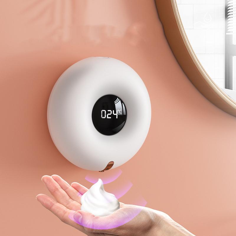 UnicunShop's tweet image. Say goodbye to germy hands! 👋 This touchless soap dispenser is a game changer.  Foamy goodness with just a wave? 🙌 You NEED it! unicun.com/product/foamin… 🧼 #touchless #soapdispenser #hygiene #musthave