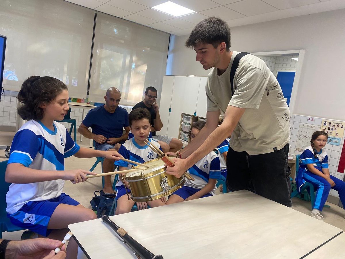 Col_Maria Rosa Molas tweet media