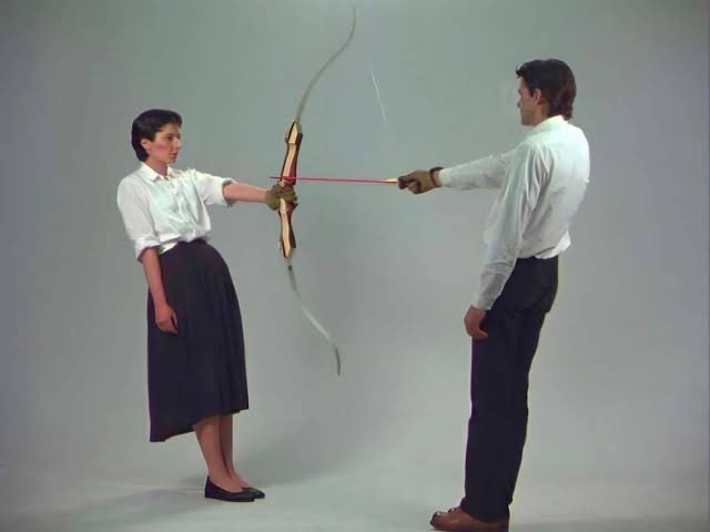 FallaFallaf635's tweet image. لما بحثت عن اسمها طلعلي هذي الصورة و تذكرت أغنية venom عملو نفس الحركة 🙂