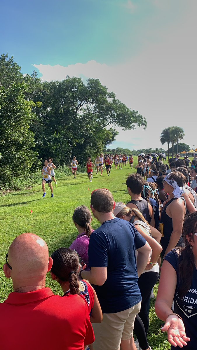 Spanish River Runs (@srruns) on Twitter photo Great start to boys/girls JV race. The weather is beautiful Great start to boys/girls JV race. The weather is beautiful