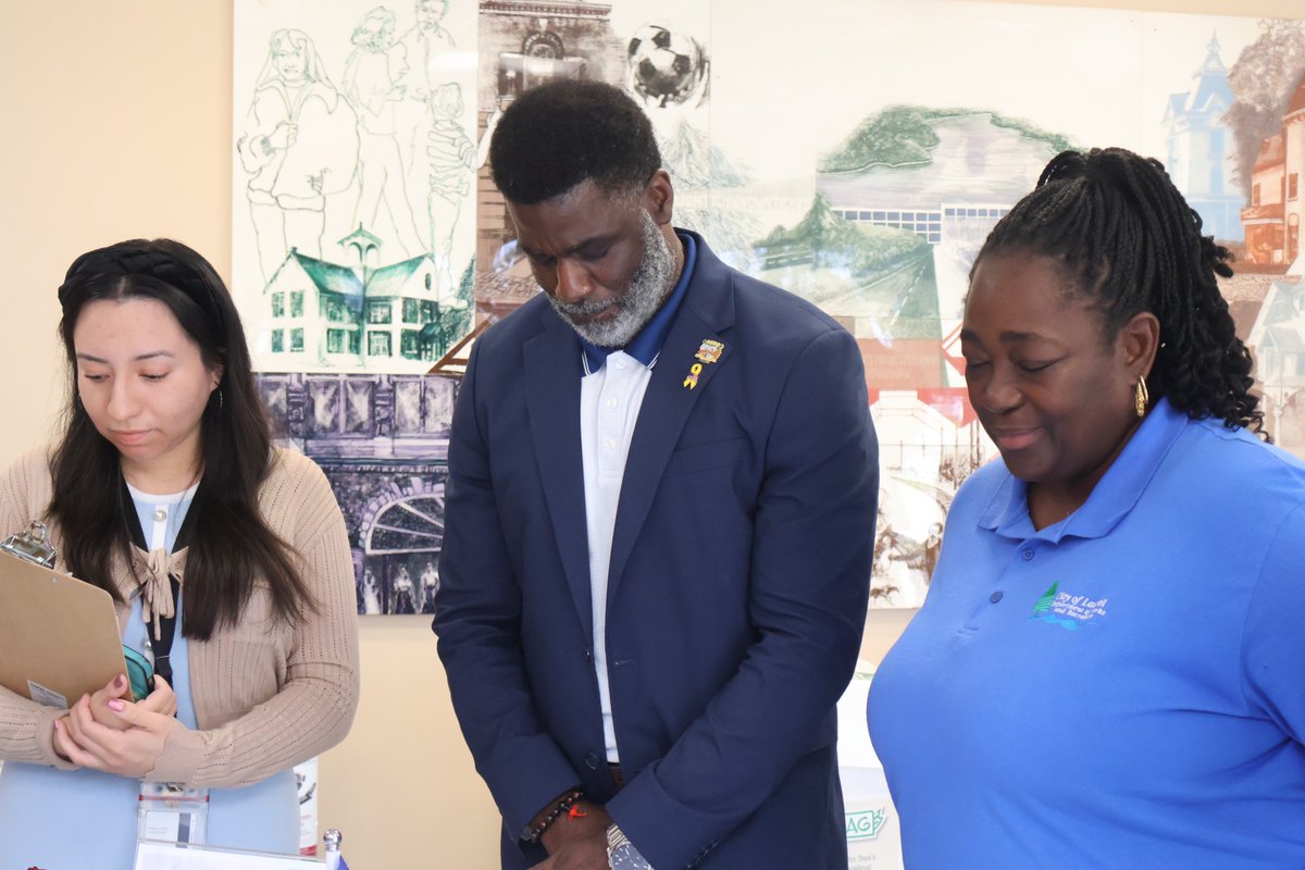 cityoflaurel's tweet image. Today (9/20) is Nationa POW/MIA Recognition Day. The City of Laurel held a ceremony and displayed a Missing Man Table in honor of the over 1,000 Marylanders who are still unaccounted for.

Thank you to those who have served to protect our nation. #MDRemembers #POWMIA