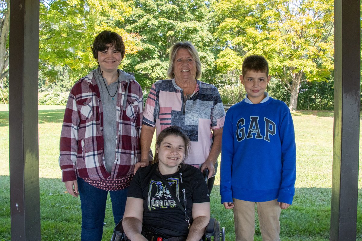 SpringbrookNY's tweet image. What a beautiful, sunny day it was as Springbrook residents, staff, and family members from the Sidney Region gathered at Keith Clark Park for a fantastic BBQ!
A big thank you to everyone who made this day special. We can’t wait to do it again!
#SpringbrookNY