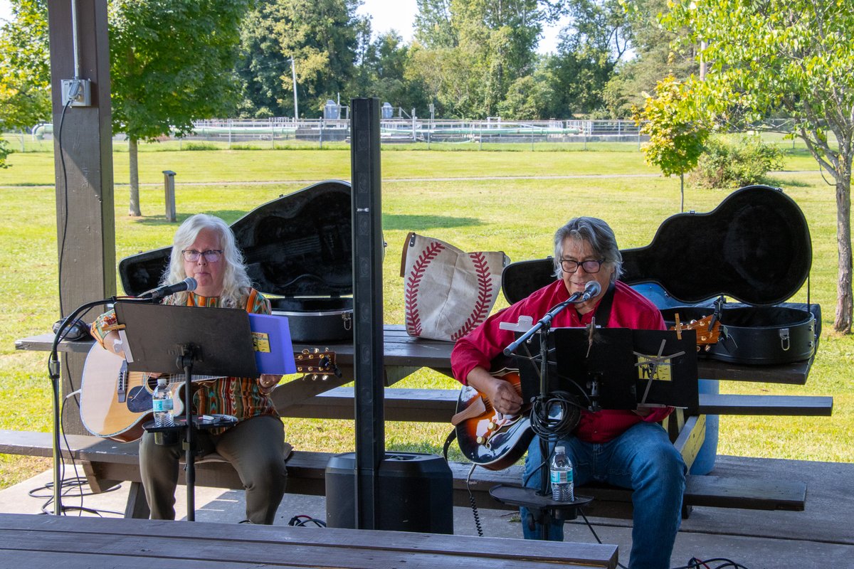 SpringbrookNY's tweet image. What a beautiful, sunny day it was as Springbrook residents, staff, and family members from the Sidney Region gathered at Keith Clark Park for a fantastic BBQ!
A big thank you to everyone who made this day special. We can’t wait to do it again!
#SpringbrookNY