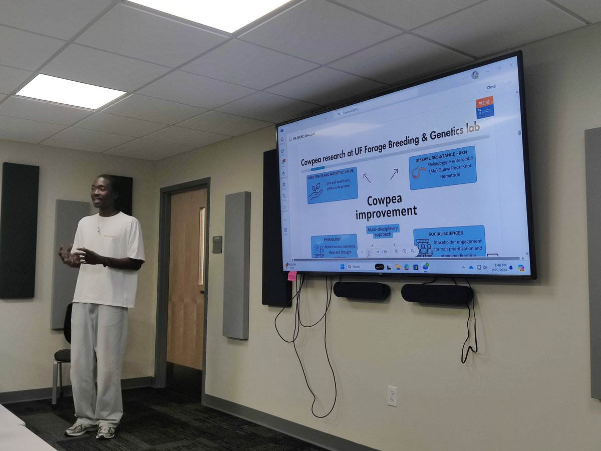 Practicing talks for the 7th World Cowpea Conference

<a href="/bibakinmade/">Habib Akinmade</a> and Jack are traveling to Benin to represent the lab in the conference.

Then traveling to 🇳🇬 to visit <a href="/IITA_CGIAR/">IITA</a> in Kano and learn about cowpea breeding with Dr. Ousmane and his team.

Safe travels!