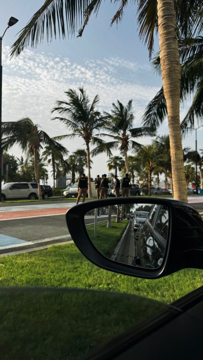 ليلى حكمي • tweet media