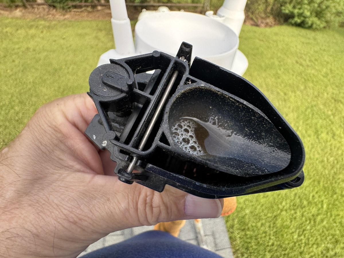 johnmmblake's tweet image. Fall cleaning completed. Cleaned up. Battery 🔋 replaced. Ready for another few months of service. @davisinst #VantageVue #cleanup #batteryreplaced