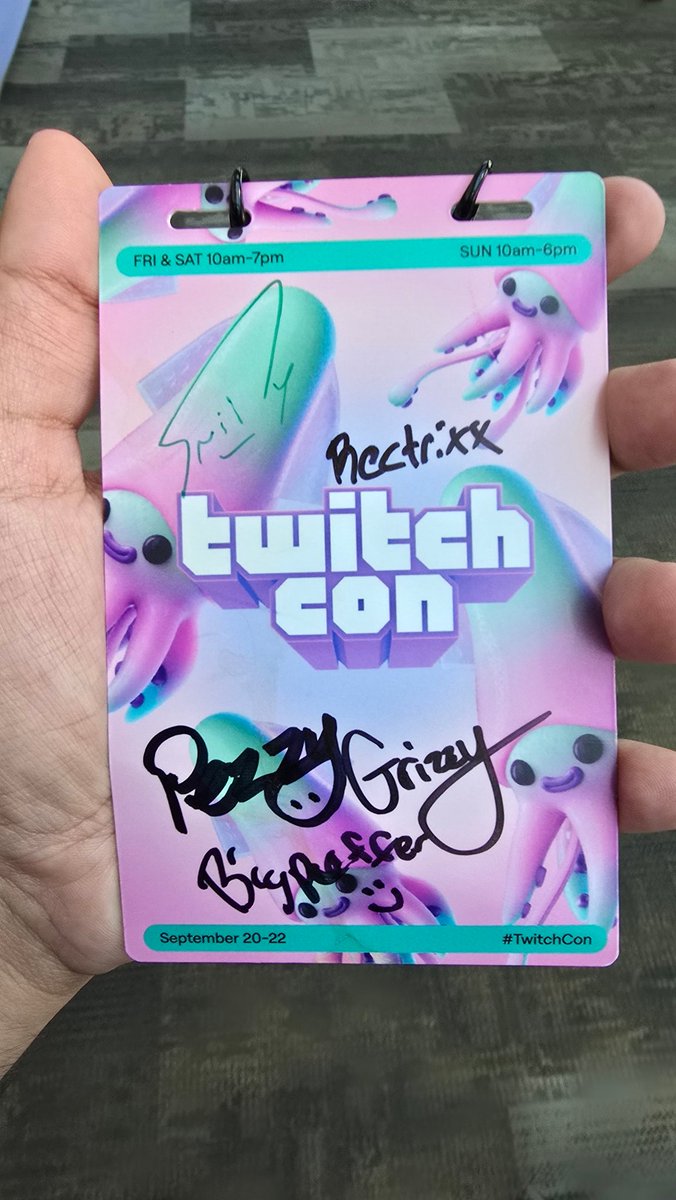 Got everyone to sign my badge... but <a href="/ItsBlarg/">Matt</a> didn't 🥺 but he did touch me appropriately so I call it even