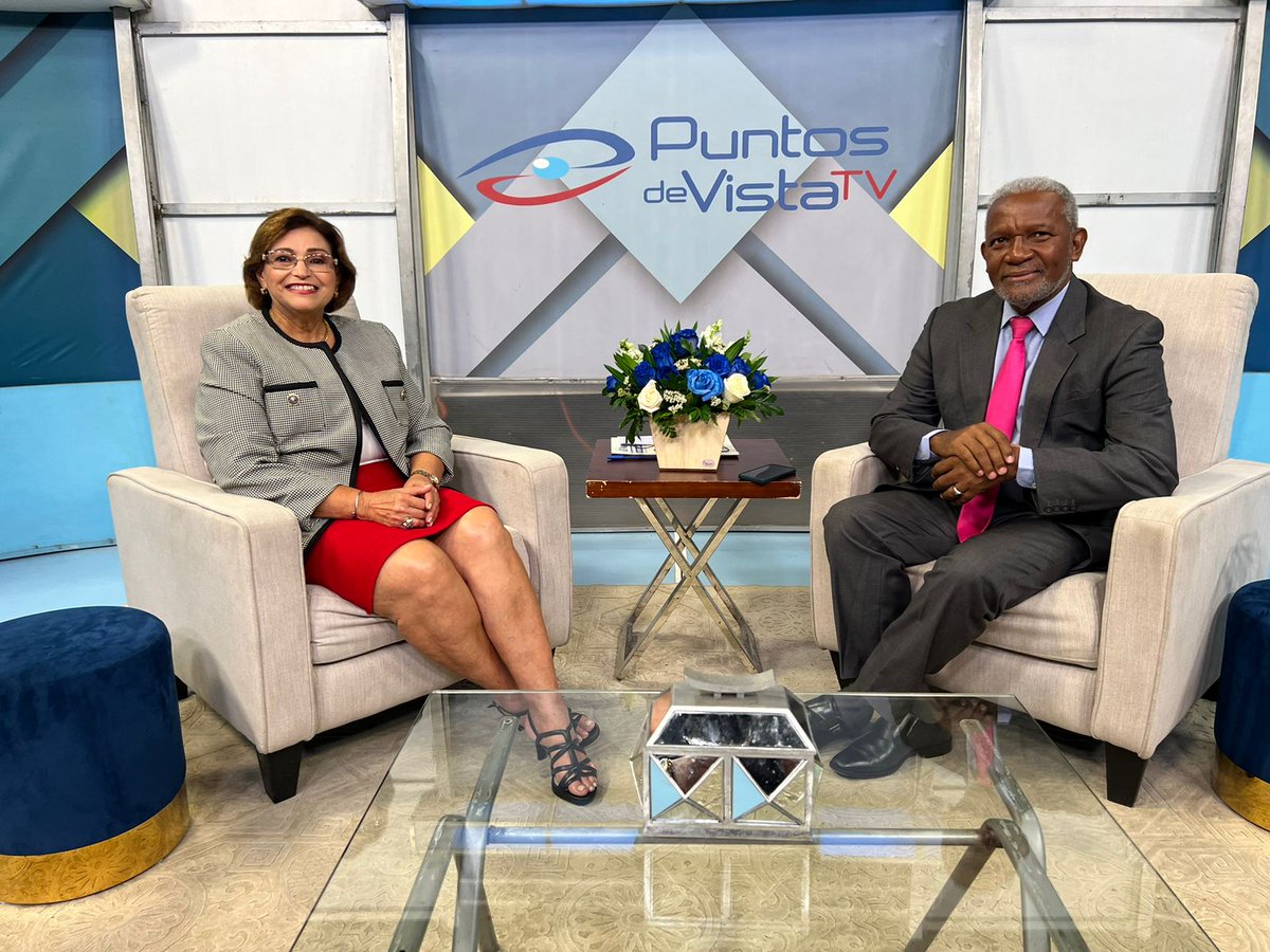 ParedesMelanio's tweet image. Melanio Paredes dice Fusión de instituciones sólo pretende  ahorro gastos del gobierno.

Este  Domingo  22 de Septiembre no se lo pierda por Color Visión Canal 9 a las 8:00 am en #PuntosDeVista con @daniagoris

@ParedesMelanio
@PLDenlinea
@colorvisionc9
#puntosdevista
@daniagoris