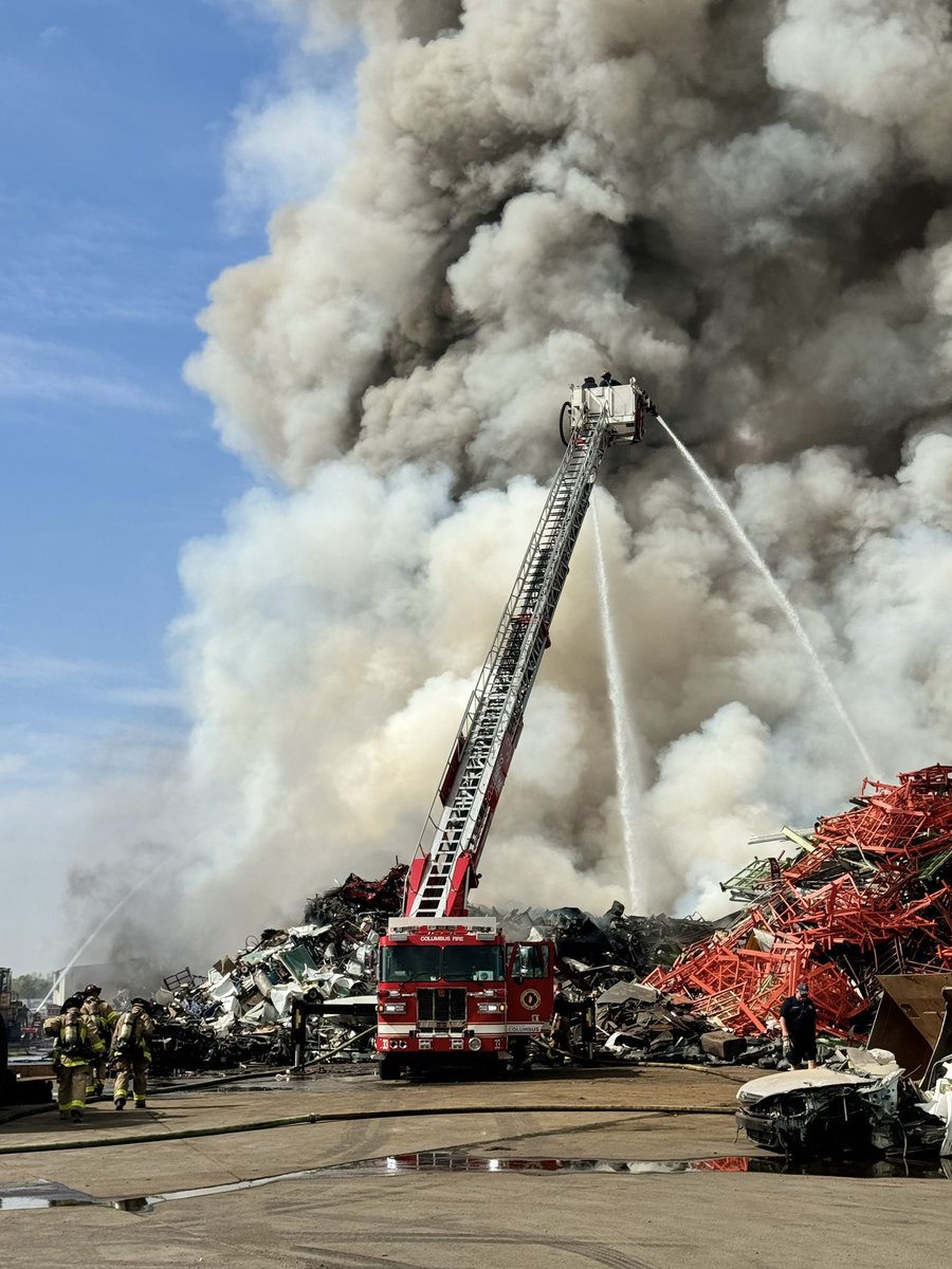 ⚠️IMPORTANT UPDATE ⚠️

We are continuing to monitor the air. Winds have shifted and while our monitors aren’t picking up anything hazardous, the smoke can still be irritating to those with breathing or health problems. 

If you have health issues, please stay inside.