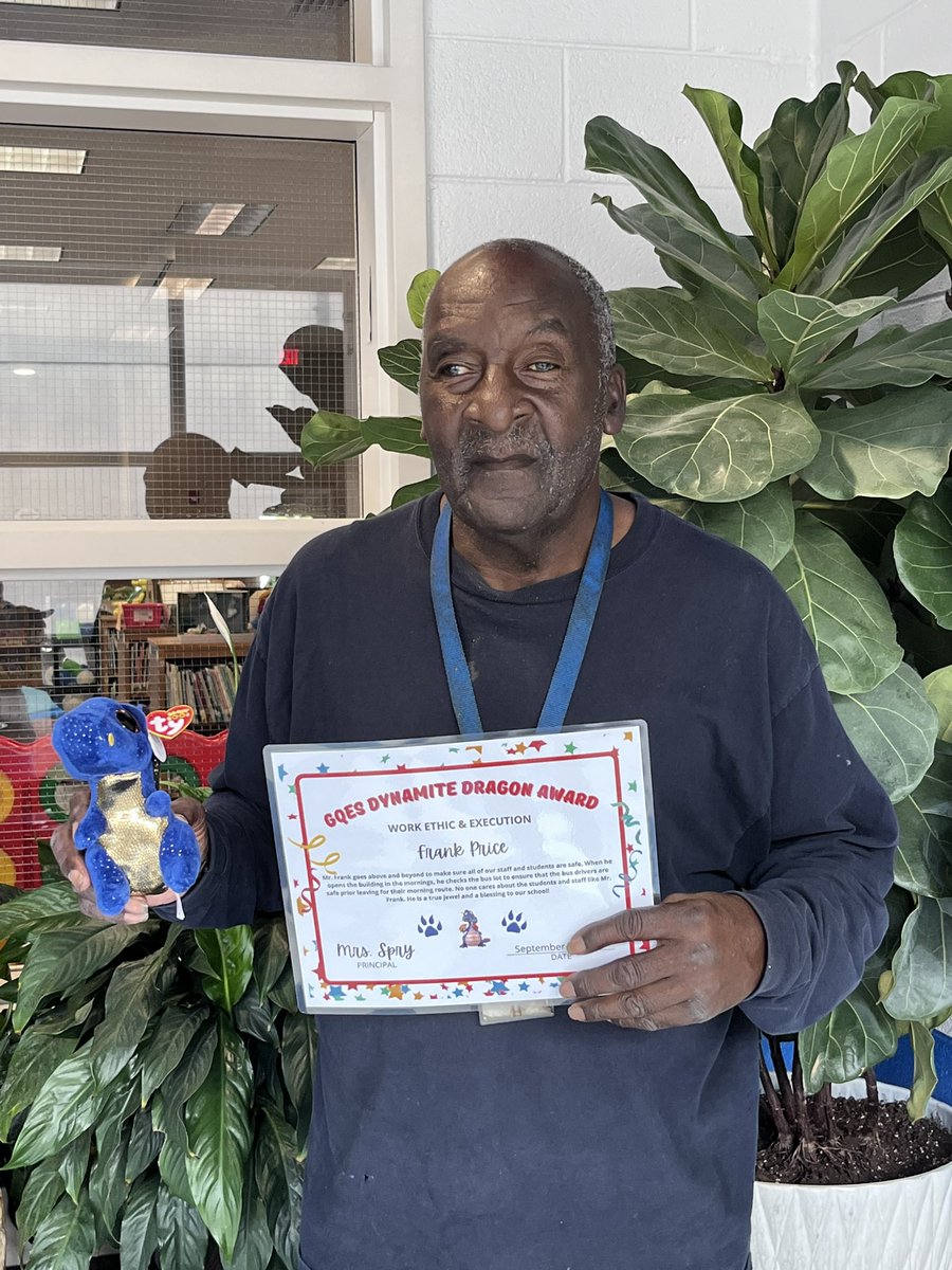 Hey Dragons! Happy Friday! Check out these DYNAMITE DRAGONS who have been caught ROARing for their excellent work and dedication to GQES! Join me in congratulating these amazing Dragons! #DragonsROAR 💙💚🐉