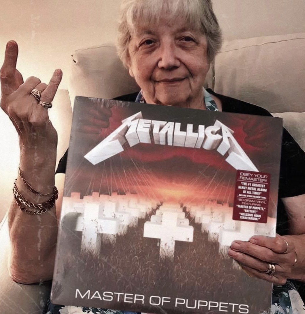 YOU'RE NEVER TOO OLD TO ROCK &amp; ROLL!🤘🏽
#metallica