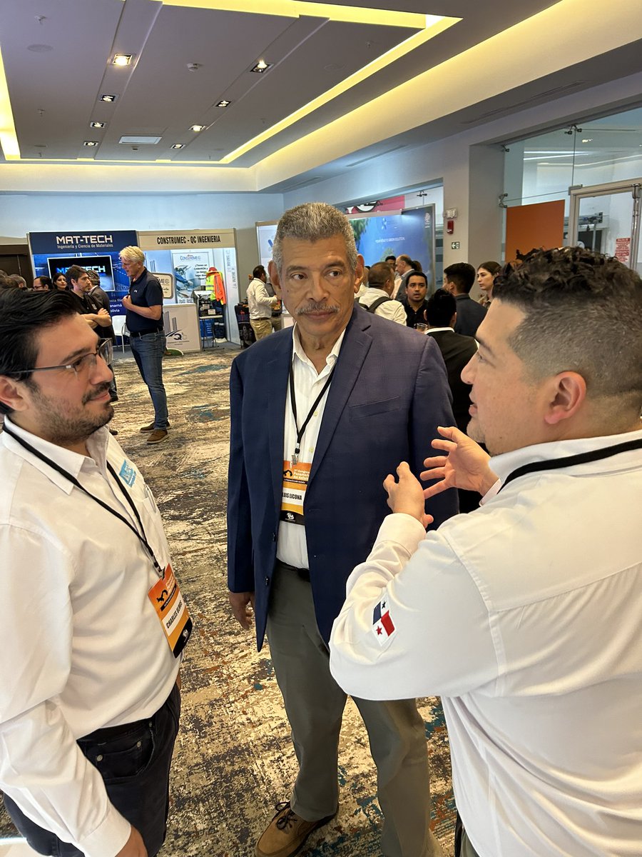 abdielmbatista's tweet photo. Participamos activamente en el 2 Congreso del Asfalto organizado por #IPA Instituto Panameño del Asfalto que se llevo a cabo con gran éxito en la Ciudad de Panamá y reencontrándonos con colegas y amigos de la industria. #somosprogeo #geotecnia #construccion #asfaltopanama https://t.co/ZVWBy2qjIE