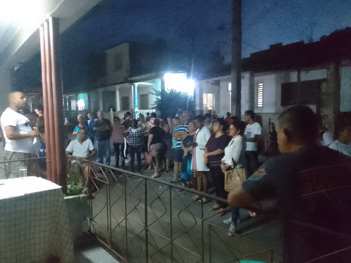 Fmc_mpalpr's tweet photo. Se realiza la Rendición de Cuenta del Delgado a sus Electores de la circunscripción 49 del Consejo Popular Celso Maragoto #SomosContinuidad #FMCpinardelrio #MujeresEnRevolución #FMC64 #RendicionDeCuentas2024 #ConstruyendoFelicidad #FMC https://t.co/krryUF063G