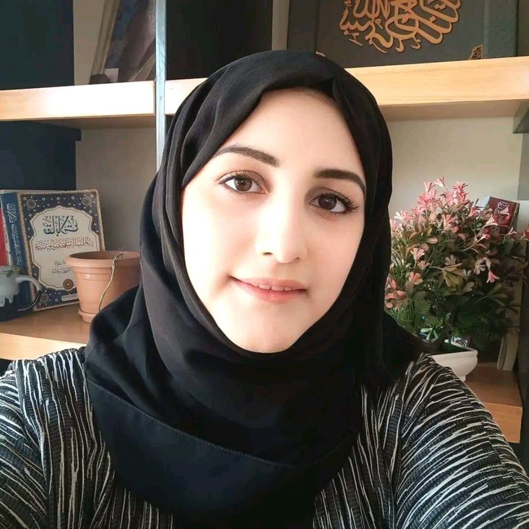 ليست المودة بقرب الأجساد 
بل بقرب القلوب و تشابه الأرواح 
و ما أجمل أن تكون مصدر إرتياح 
لإناس عرفوك فقط من كلماتك...❤️