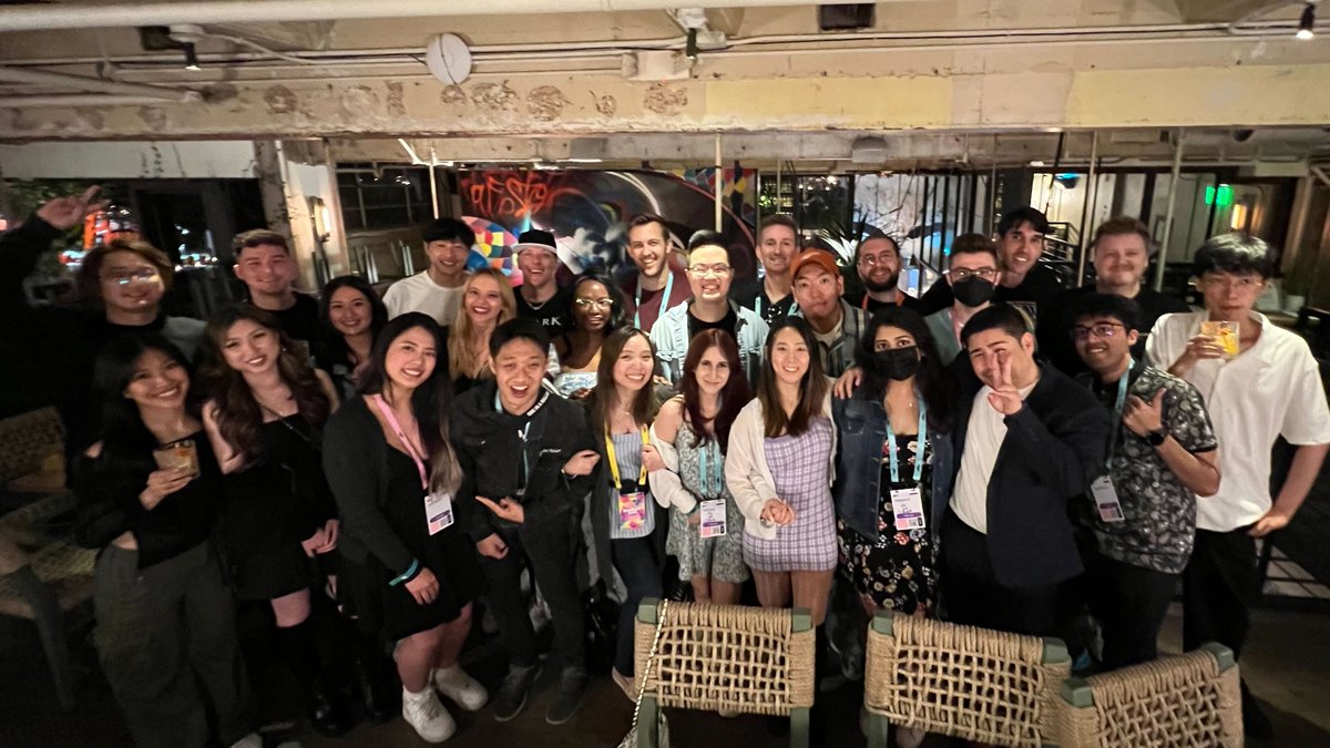 🌱 Celebrating our awesome Lost Ark Creators at #TwitchCon!