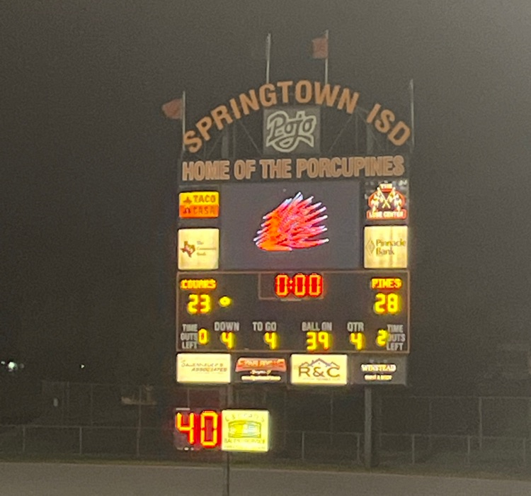 Porcupines with the GRIT to finish the game down to the last play and earn the win! It was a great night at Porcupine Stadium! 
#QuillUp #POJO
