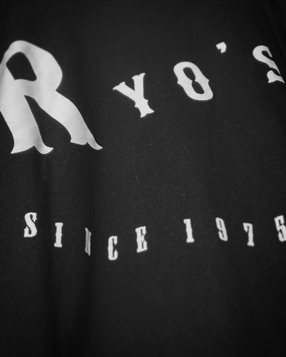 Toshizoeno's tweet photo. 明日は！
鈴木さんの誕生祭🎉
Ryo’sの一員として
弾語りでお祝いしに行きます🥂
9.22 (日)
浅草Gold Sounds
OP17:00
ADV￥2500 / DOOR￥3000 (+1D)
配信￥2500
https://t.co/uSulxJmi2O

出演
brightone marco polo
オルタードシステム asia ユウネト
SayNo_DUO
バカバッカス
としぞー(17:30から) https://t.co/RIQiJmd82Z