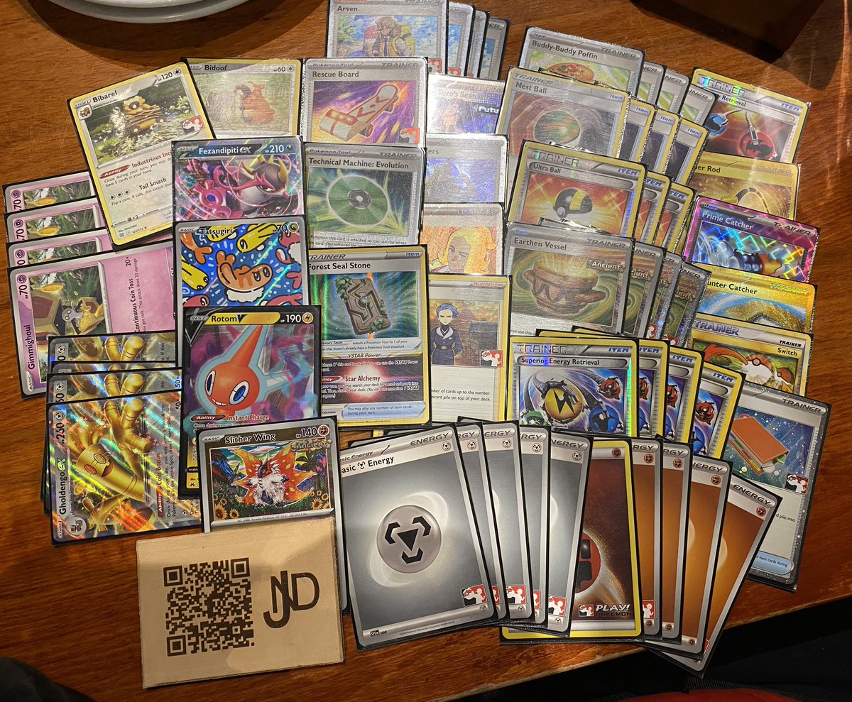 Ash L / Kisa tweet media