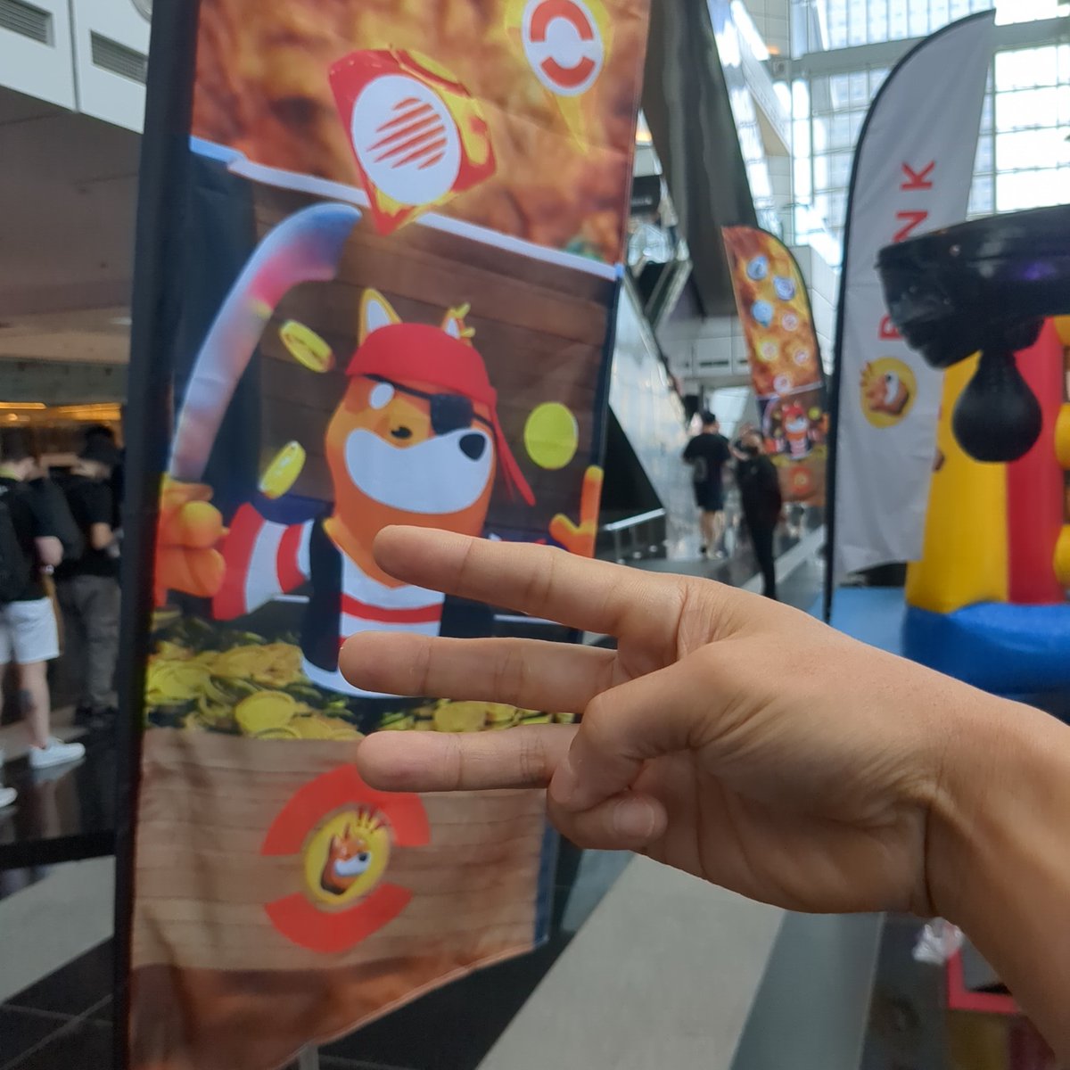 Twoer_alt's tweet photo. Attending bonk treasures #BONKHelioTHSG https://t.co/zxySZStzSw
