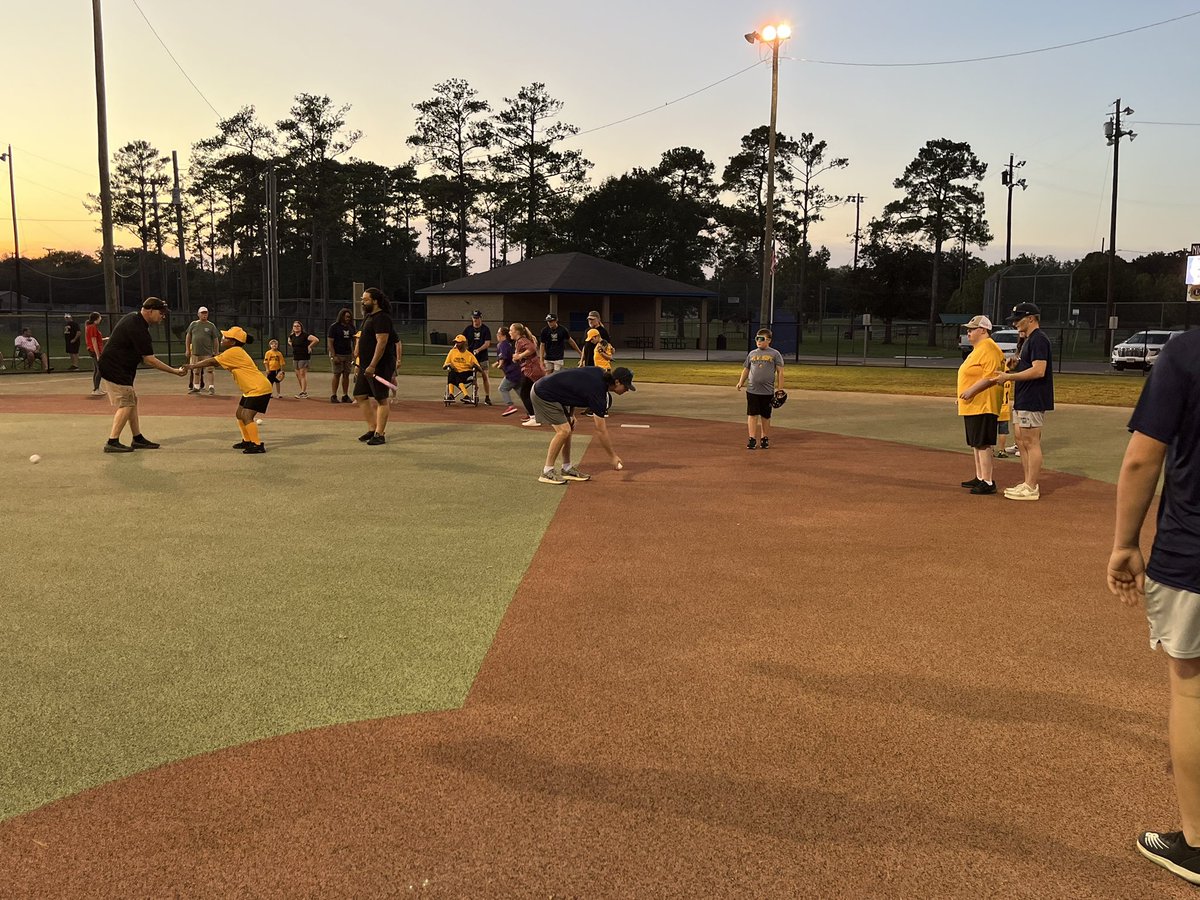 Owls Baseball tweet media