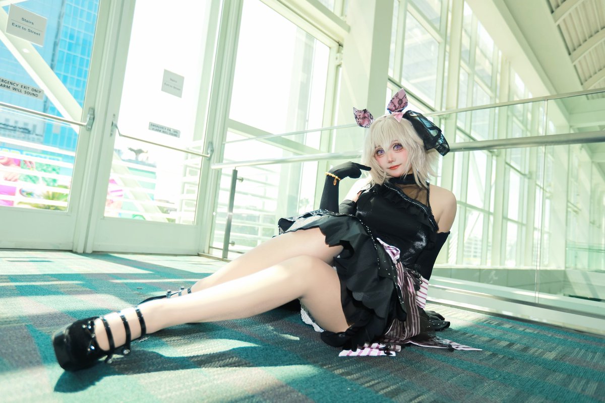 graymeowfu's tweet photo. カレンチャン激推し！カレンチャンは世界で一番可愛い！

AnimeExpo Day4

#currenchan 
#真機伶 
#currenchancosplay 
#カレンチャン 
#カレンチャンコスプレ 
#カレンチャン推し 
#umamusume 
#umamusumeprettyderby 
#ウマ娘 
#ウマ娘コスプレ 
#ウマ娘好きと繋がりたい https://t.co/RhuUBTraCu