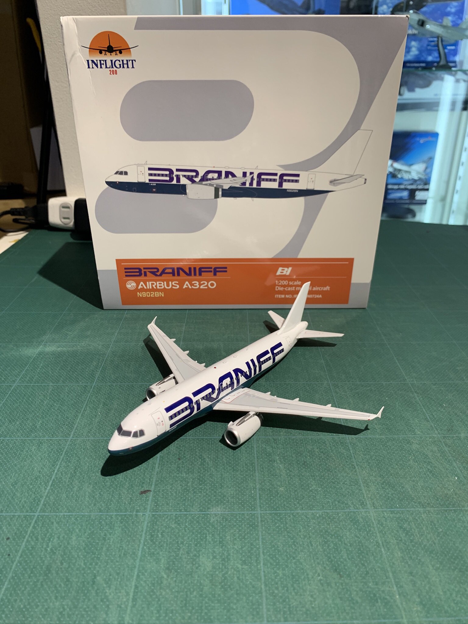 航空機・ヘリコプター Jet-X 1/400 JXM127 A380QC BRANIFF 航空機・ヘリコプター Jet-X 1/400 JXM127 A380QC BRANIFF Jet-X