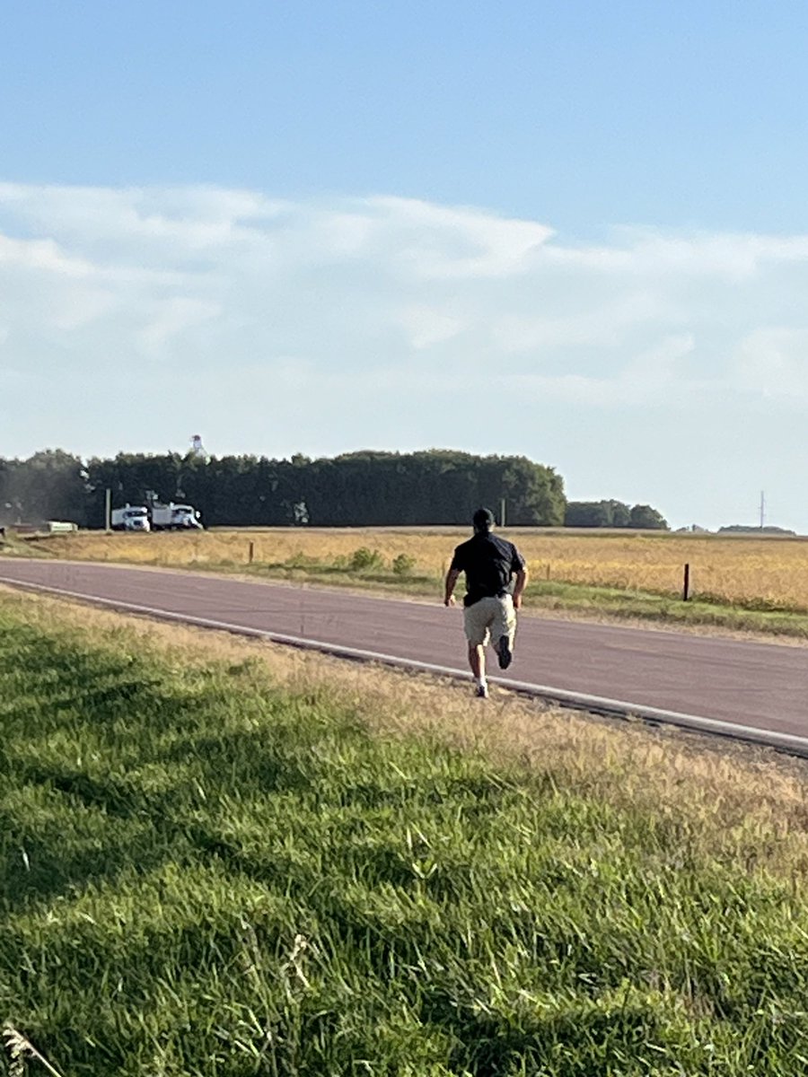 JCCCross's tweet image. That’s our very own @Nate_Hanson1 running the tradition! @PilotSports @kkojradio @JCCHuskiesFBALL