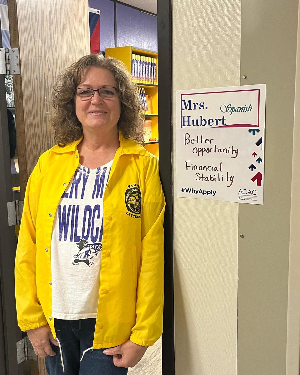 BJSHSCounseling's tweet photo. We celebrated our Why Apply? Day today at Beloit Jr./Sr. High School! We love explaining our “why’s” for furthering our education after high school. Our seniors joined in, too, to explain their “why’s” as we build toward our Apply Kansas Day! #applyks #whyapply https://t.co/eLSyqG9BtH