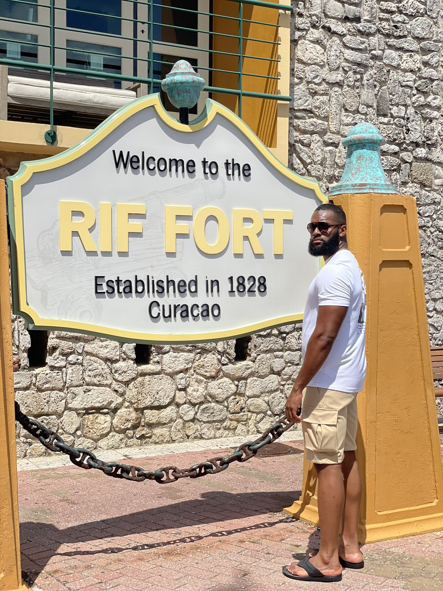 Catch my good side📸✨