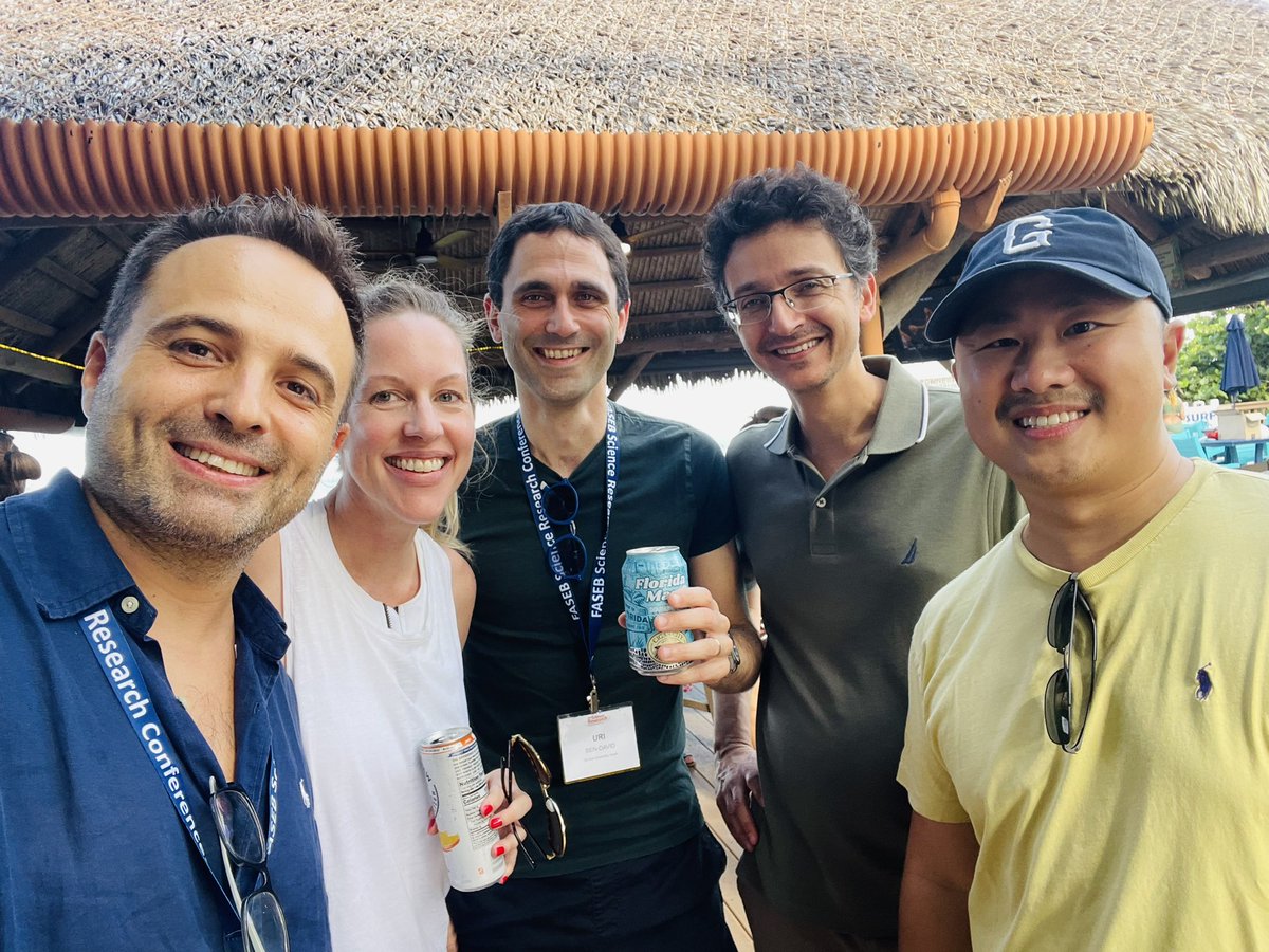 SteSantaguida's tweet image. Fantastic FASEB aneuploidy meeting in sunny Melbourne!! Great science with a terrific group of scientists and friends😎🧬🔬